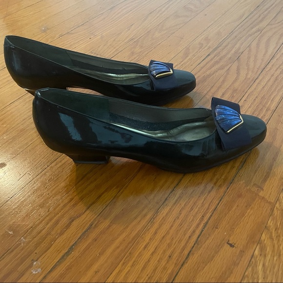 Roberto Capucci Italian Leather Shoes. - Picture 5 of 11